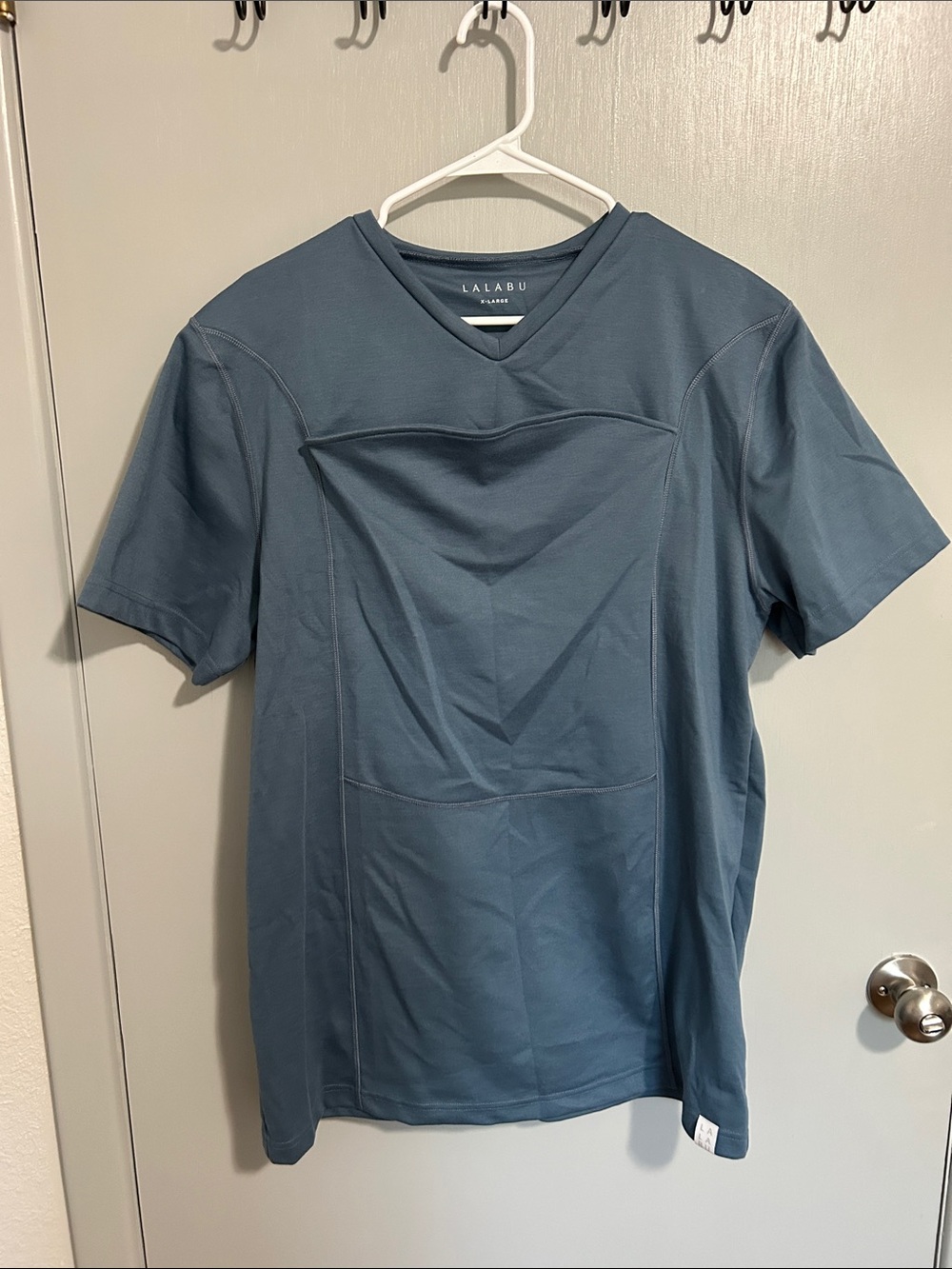 Lalabu Men’s Baby Holder V-Neck Short Sleeve Tee in Slate Blue